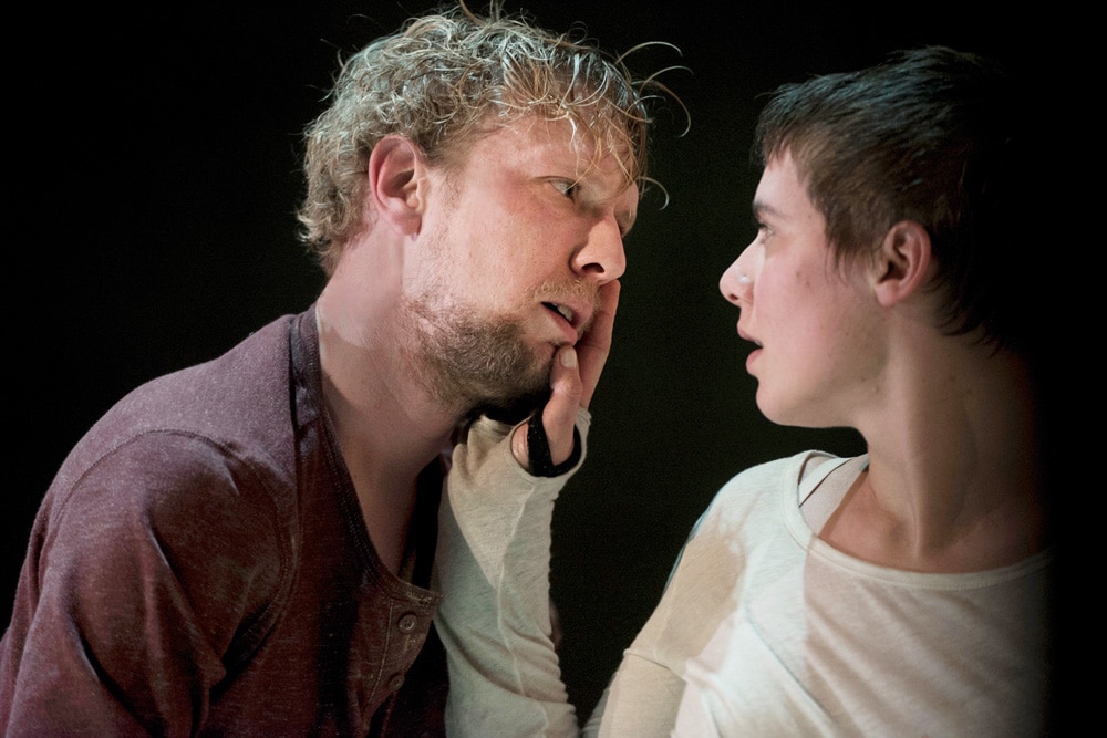 Joris Smit en Sallie Harmsen in Jeanne d'Arc, foto Kurt van der Elst