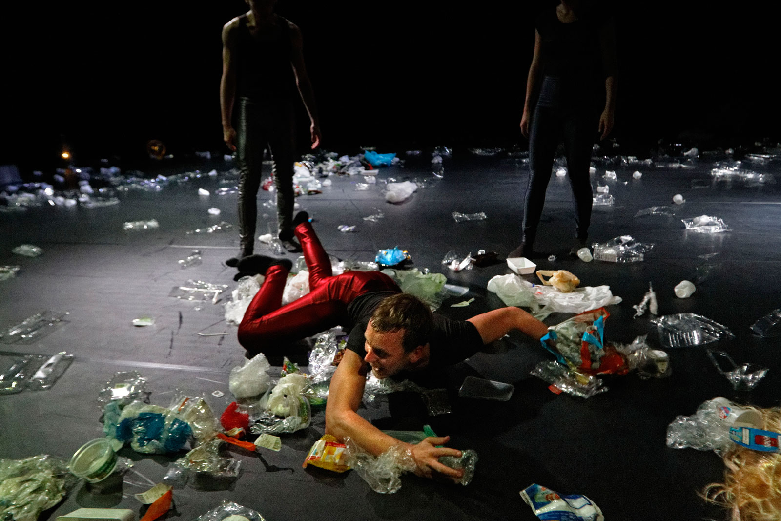 Plastic Junkies van Antonin Comestaz, foto Robert Benschop
