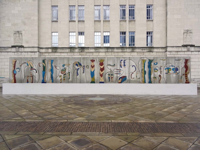 Foto 1. Betty-Woodman-LIVERPOOL-FOUNTAIN-artwork-in-public-space-2016