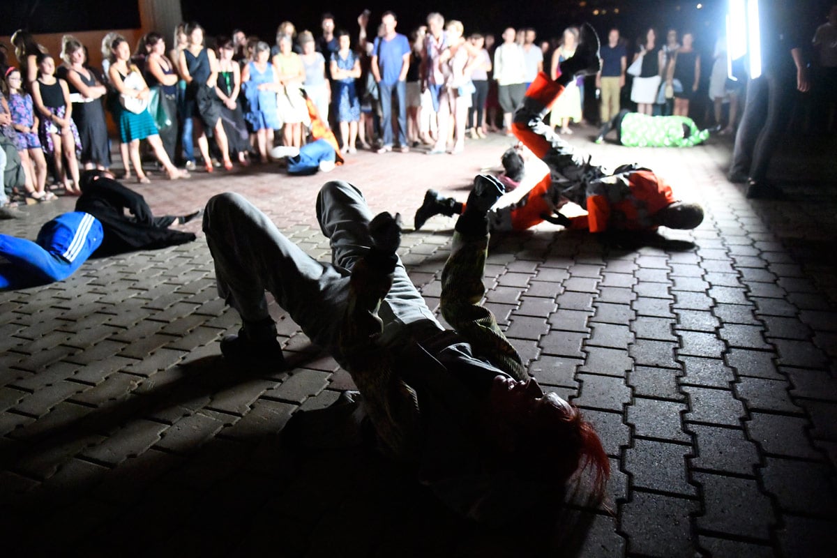 danse de nuit, Boris Charmatz / Musée de la danse. Foto: Boris Brussey.