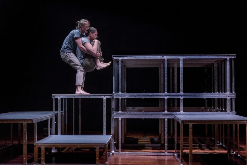 Scene uit The Place To Be. Foto: Jochem Jurgens
