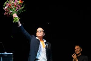 Keso Dekker Uitreiking onderscheiding, ridder in de orde van
