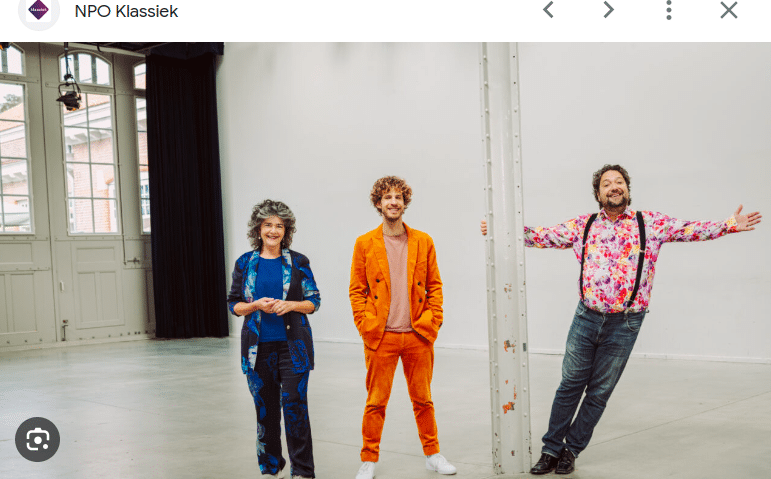 De omslagfoto van de website, zoals die tot voor kort was, met vlnr Dieuwerte Blok, Flors Kortie en Mike Boddé.