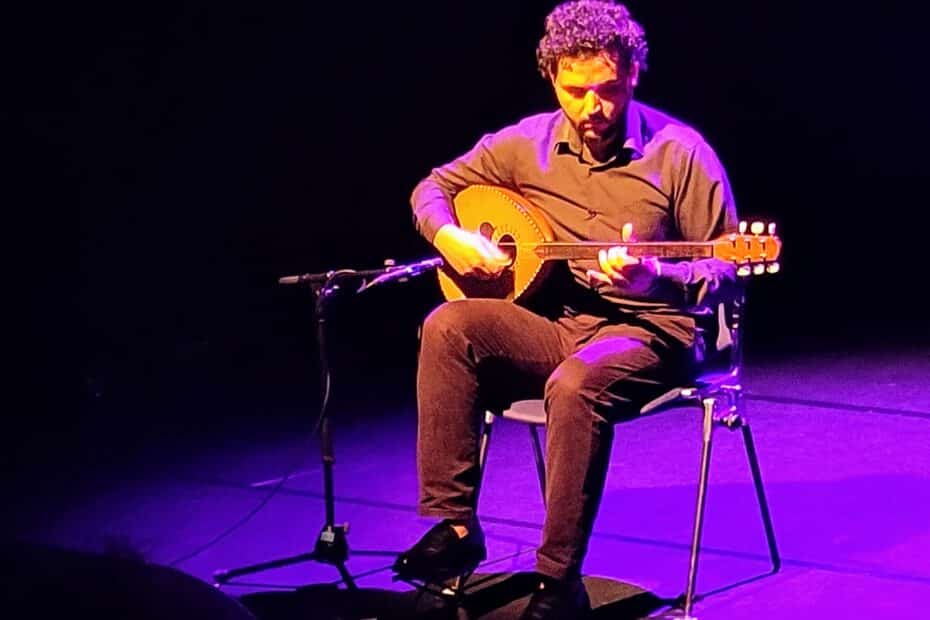 Kinan Abuakel in Podium Mozaïek foto door auteur