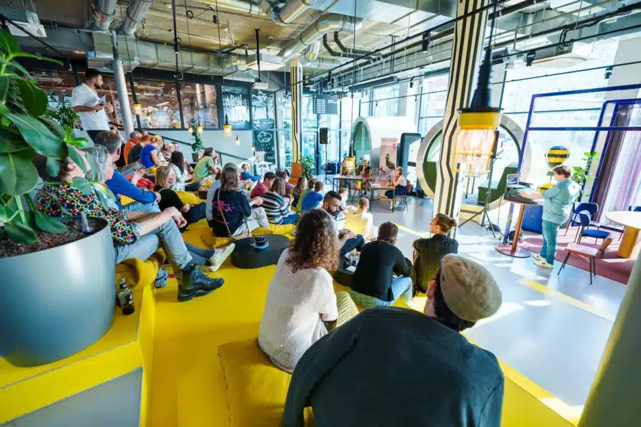 Verdiepend programma tijdens Delft Fringe Festival 2023. Fotograaf: Jurjen Bolsenbroek.